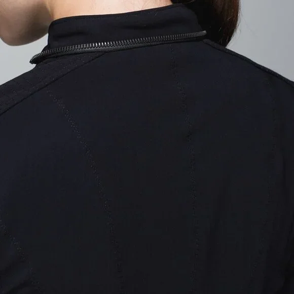 Lululemon Bust A Move Jacket - Picture 5 of 12